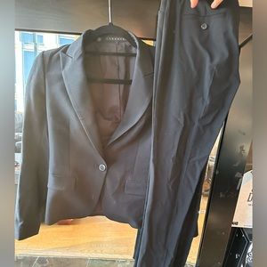 Theory women’s suit